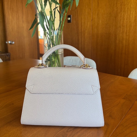 Louis Vuitton Bag - Picture 2 of 3